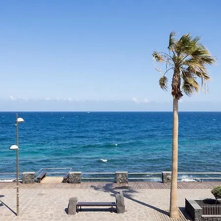 Home2book Stunning Sea Views House, Private Pool Hébergement de vacances