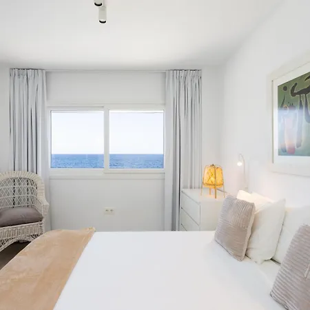 Holiday home Home2book Stunning Sea Views House, Private Pool