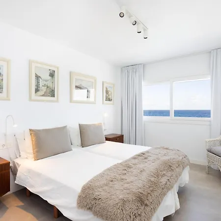 Home2book Stunning Sea Views House, Private Pool Holiday home