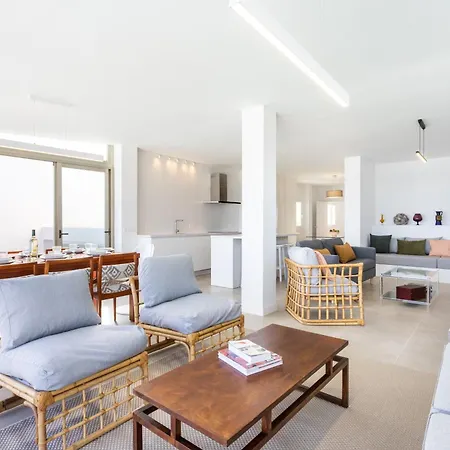 Hébergement de vacances Home2book Stunning Sea Views House, Private Pool Candelaria