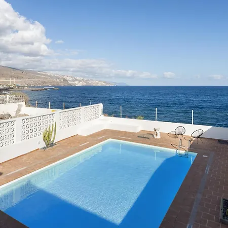 Holiday home Home2book Stunning Sea Views House, Private Pool