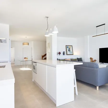 Home2book Stunning Sea Views House, Private Pool Hébergement de vacances